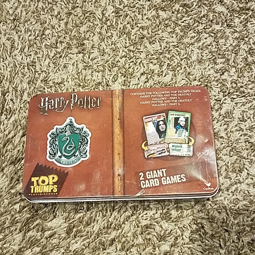 Harry Potter card games in tin.